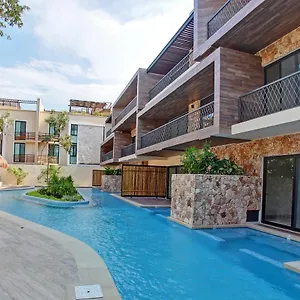 Apartamento Exclusive Paramar Ve Penthouse In By Lockey For Walking To Commercial Zone In Aldea Zama, Tulum